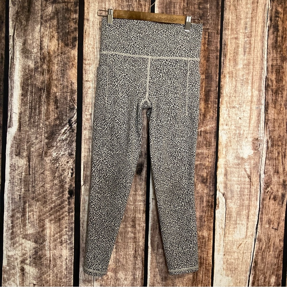 Athleta animal print leggings